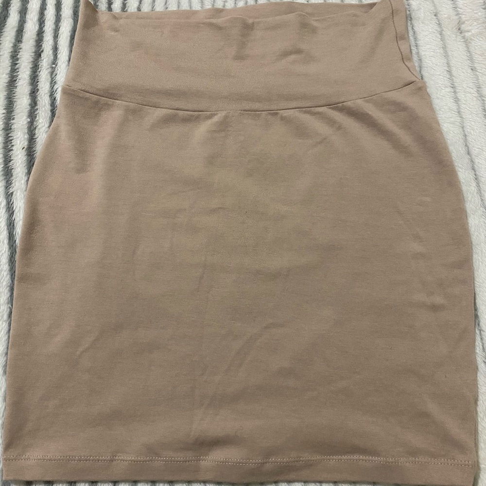 mini skirt
